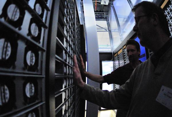 Server Installation & Maintenance - Owntechs Company Limited